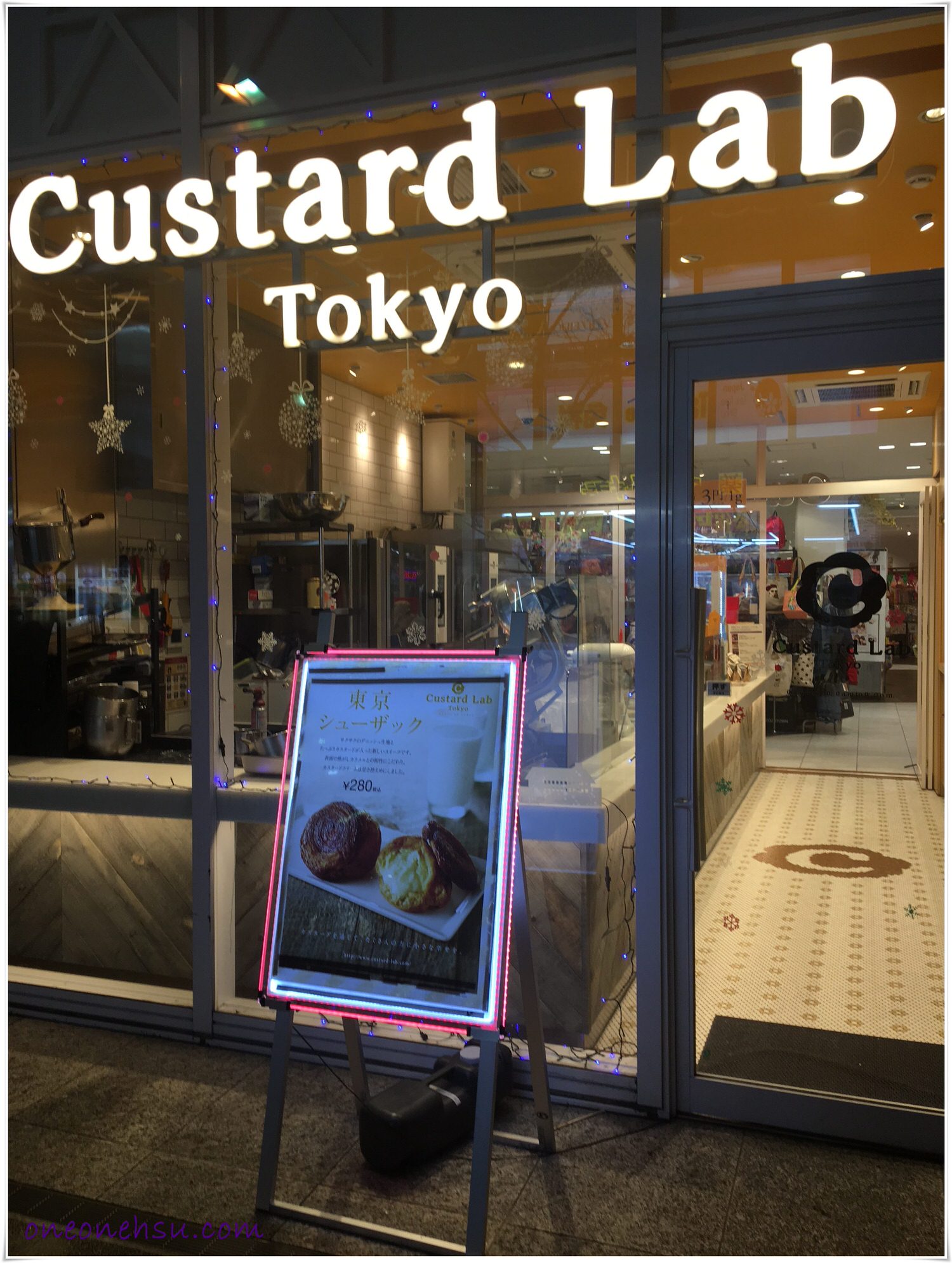 東京淺草|街頭甜點篇 – Custard Lab Tokyo酥脆卡士達泡芙/ 鳴內鯛燒本舖 薄皮鯛魚燒