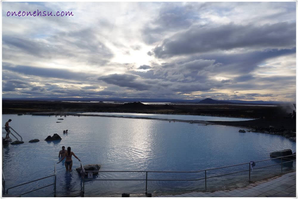 冰島Mývatn|米湖天然溫泉 Mývatn Nature Baths 夢境般湖光山色